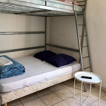 Studio Toulon Les Halles Apartment Luaran gambar