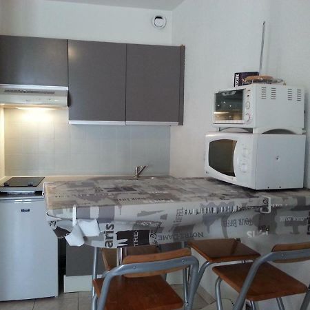 Studio Toulon Les Halles Apartment Luaran gambar